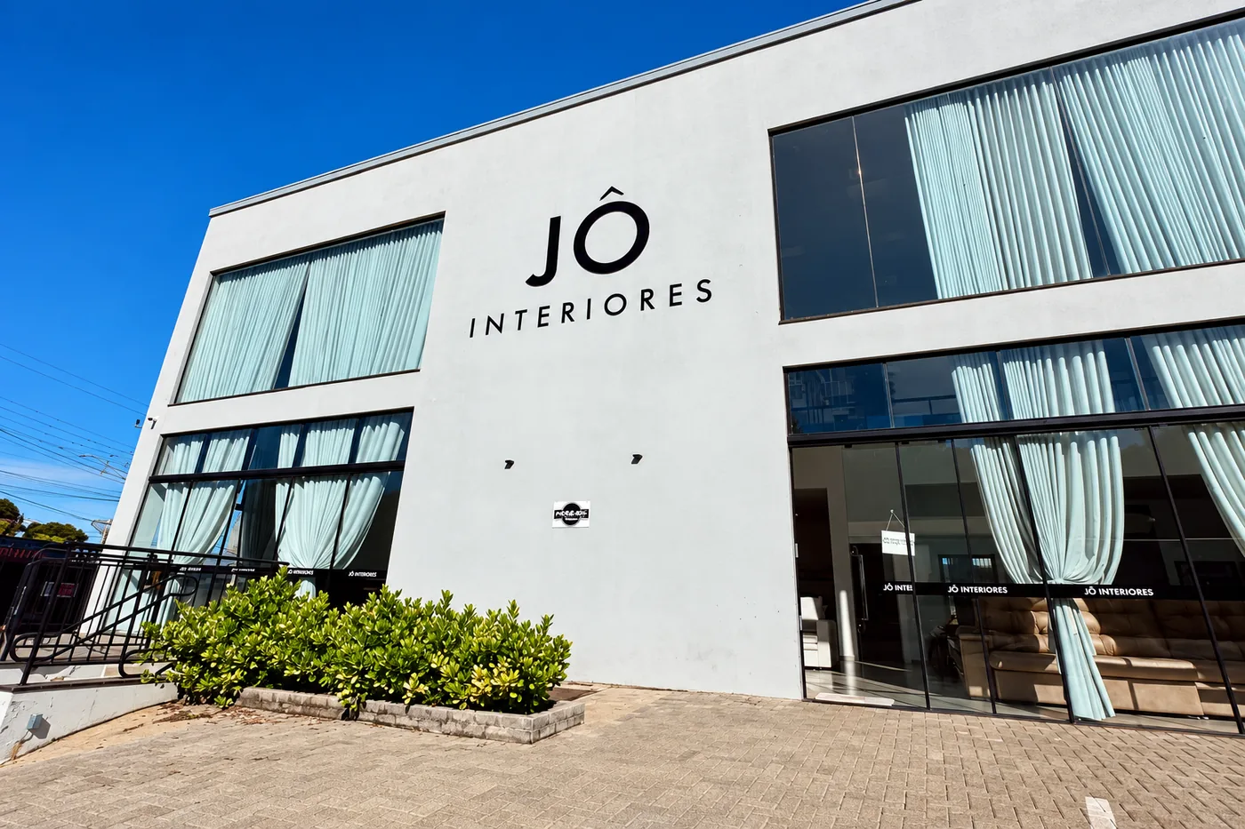 Fachada da loja Jô Interiores em Chapecó